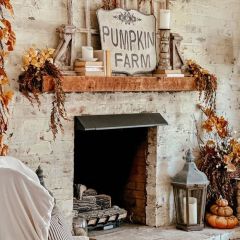 Metal Pumpkin Farm Crest Sign