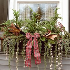 Natural Accents Weeping Cedar Garland