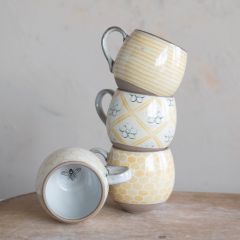 Patterned Bee Bottom Mug Set of 4