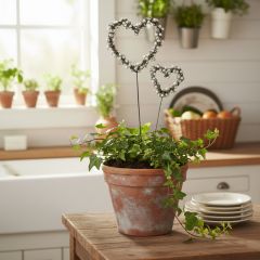 Pearl Accented Wire Heart Pick