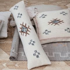 Primitive Farmhouse Kilim Accent Pillow