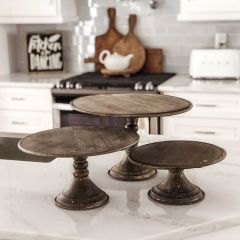 Round Display Pedestal And Cloche