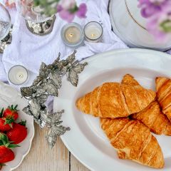 Rounded Butterfly Handled Oval Stoneware Tray