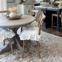 Ruffled Chair Pad