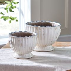 Scallop Rim Antiqued Cream Planter
