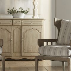 Scalloped Bottom Farmhouse Wall Cabinet