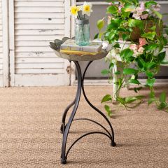 Scalloped Edge Garden Stand