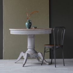 Scalloped Edge Pedestal Dining Table