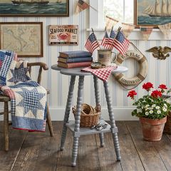Spindle Leg Clover Shaped Accent Table