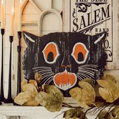 Spooky Cat Hanging Metal Wall Decor
