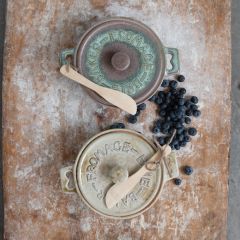 Stoneware Brie Baker With Lid and Spreader Set of 2