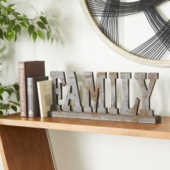 Tabletop FAMILY Word Sign