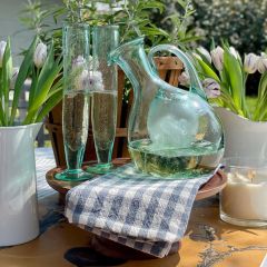 Tilted Wine Decanter With Ice Pocket