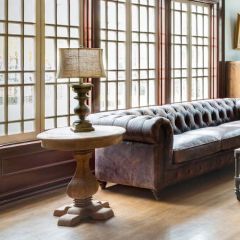 Traditional Round Accent Table