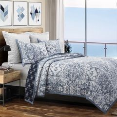 Tranquil Blues Reversible Quilt Set
