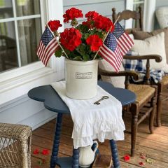 White Cottage Stoneware Crock 9 inch