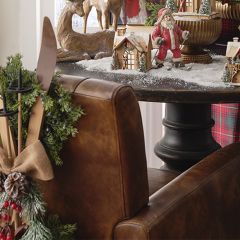 Winterberry Natural Crossed Skis