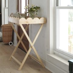 Wood Accent Table with Removable Scalloped Tray