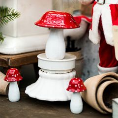 Wooden Polka Dot Mushroom Accent