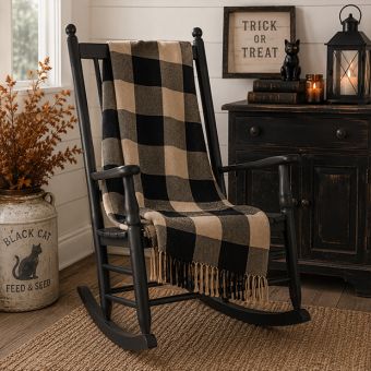 classic-black-checker-pattern-throw-blanket