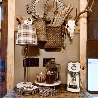 Marble Base Buffet Lamp with Plaid Shade
