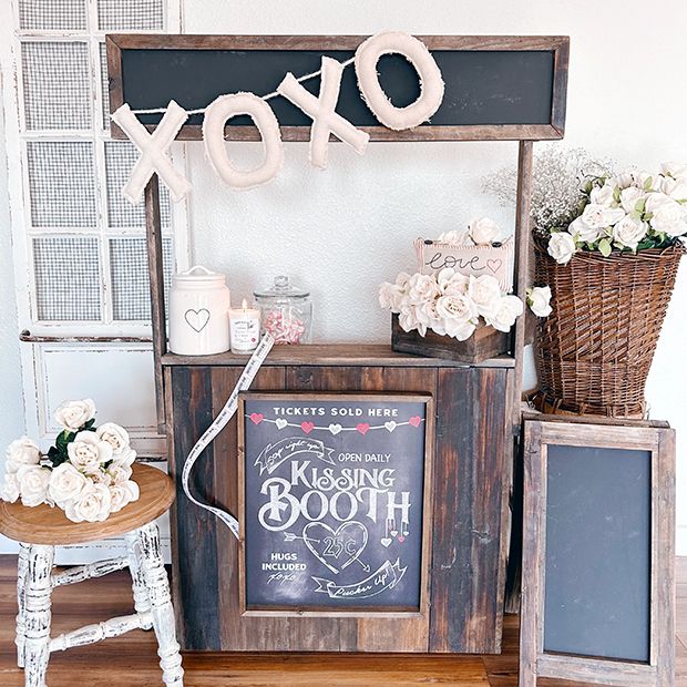 Farmhouse Chalk Board, Rustic Small Chalkboard Signs with Stand