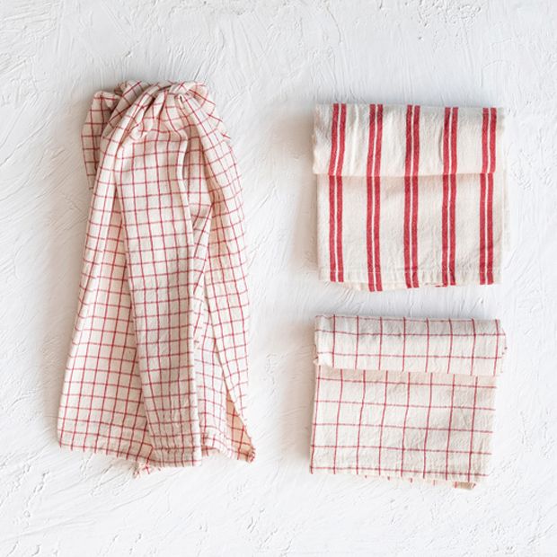 https://www.antiquefarmhouse.com/media/catalog/product/cache/87f7a85cd0f3ed2c3dff34ce326cd3a5/g/r/grids-and-stripes-cotton-tea-towel-set-of-3_1.jpg