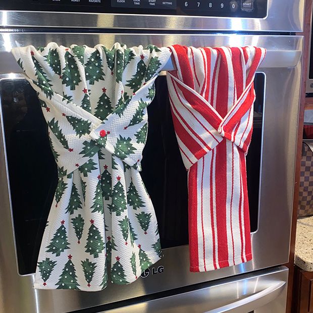 Holiday Farmhouse Kitchen Towel Set of 2