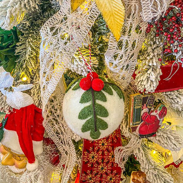 Wool cheap ball decoration