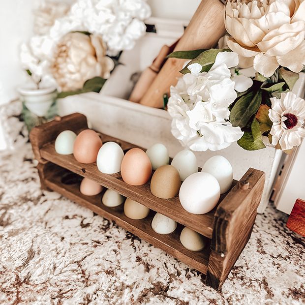 Rustic egg holder. Farmhouse Wood Egg Holder. Egg stand. Wooden