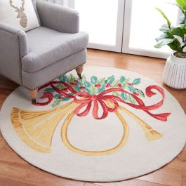 Novelty Christmas Hand Tufted Wool Accent Rug | Antique Farmhouse