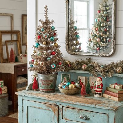 Classic Christmas Tinsel Tree