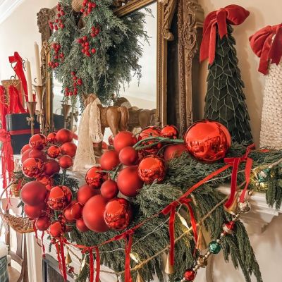 Classic Holiday Ball Garland