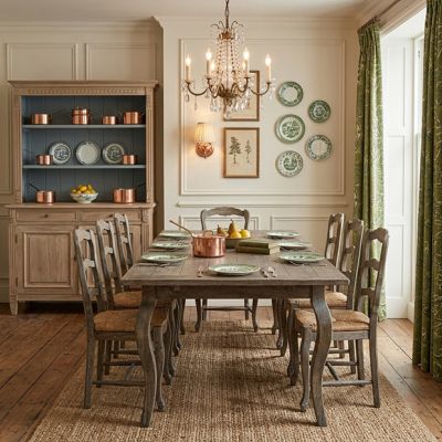 Curved Leg Oak Extendable Dining Table