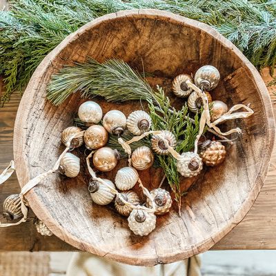 Embossed Glass Ornament Garland