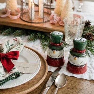 Frosty Faces Ceramic Salt and Pepper Shaker Set