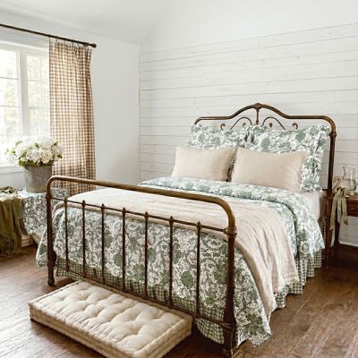 Green Country Floral Quilt