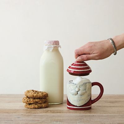 Heirloom Santa Lidded Mug