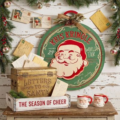 Lighted Kris Kringle Wall Decor