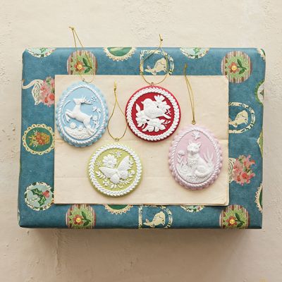 Menagerie Cameo Ornament Set of 4