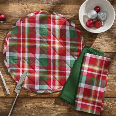 Merry Cottage Plaid Quilted Placemat Set of 4