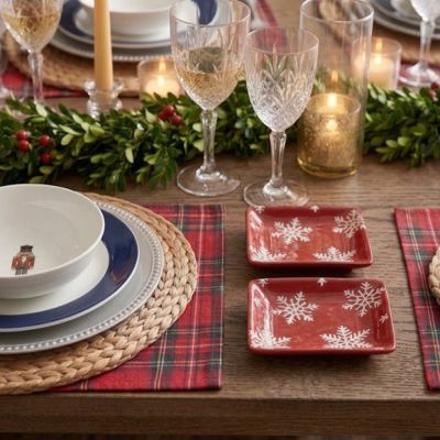 Merry Snowflake Mini Stoneware Tray Set of 2