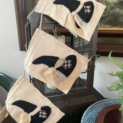 Primitive Witch Hat Halloween Garland