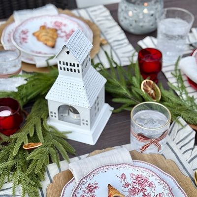 Quaint Country Village House Tealight Holder