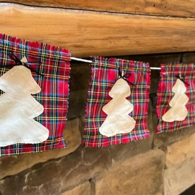 Tartan Plaid Christmas Tree Garland