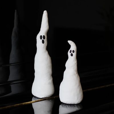 Wavy Canvas Ghost Set of 2