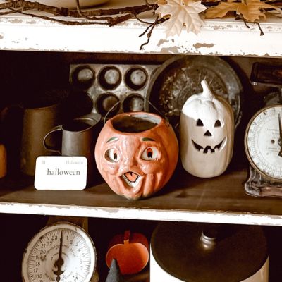 Words of Halloween Flashcard Set of 8