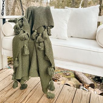 Cozy Cotton Throw Blanket With Tassels