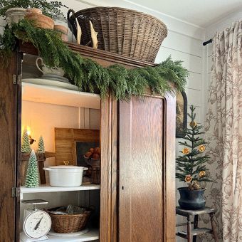 Decorative Woodland Cedar Garland