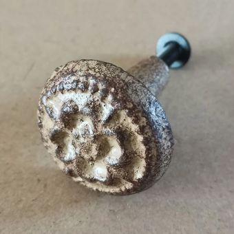 Flower Imprinted Knob Pull